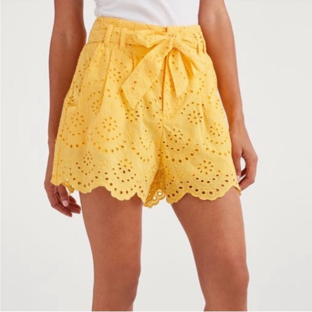 7 For All Mankind Yellow Eyelet Scalloped Hem Shorts Size Small